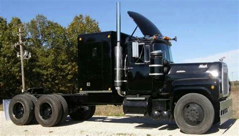 Rubber Duck aka Kris Kristofferson ... 'CONVOY' | Trucks, Lkw, Bilder