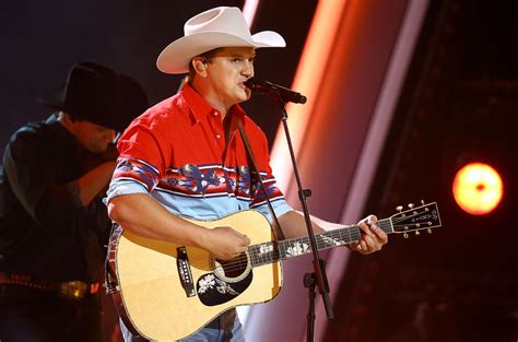 Jon Pardi Performs Joe Diffie's 'Pickup Man' at 2020 CMA Awards – Billboard