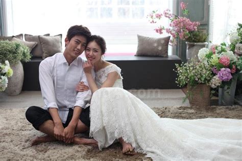 Taecyeon and Lee Yeon Hee's still shot for 'The Night Before the Wedding' released ~ Netizen Buzz