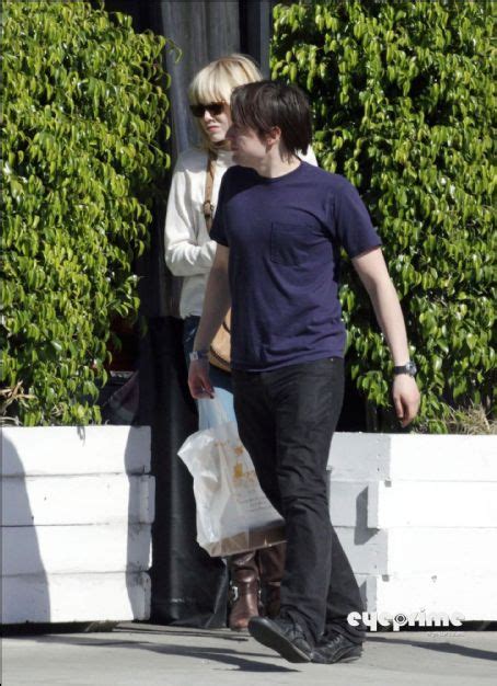 Emma Stone and Kieran Culkin - Dating, Gossip, News, Photos