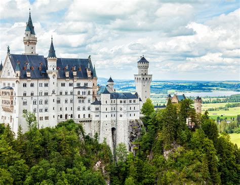 Guide To Mad King Ludwig's Fairytale Castles in Bavaria Germany