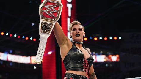 Rhea Ripley def. Asuka to capture the Raw Women’s Championship | WWE