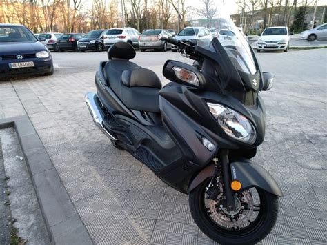 SUZUKI BURGMAN 650 * Garantía 2023 de segunda mano por 8.900 EUR en Los Arcos en WALLAPOP