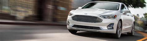 The Ford Fusion: Trunk Space, Trims & Seating [Images]