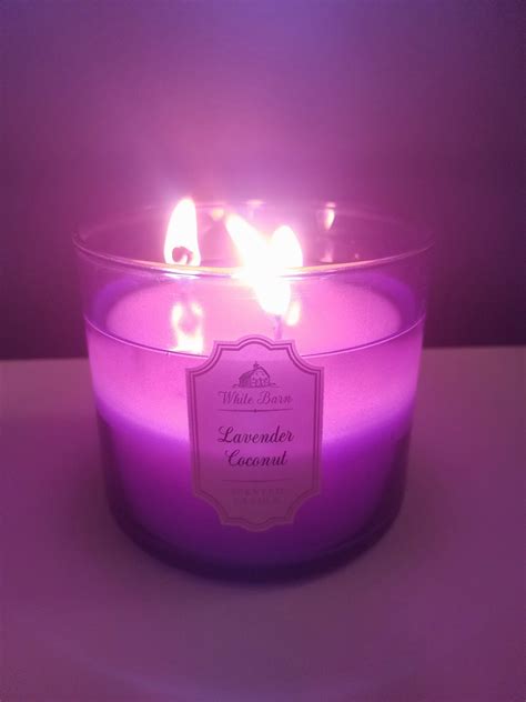 CANDLE SPOTLIGHT: Lavender Coconut