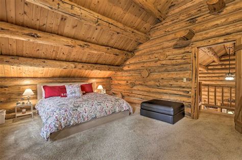 11 Cozy Mountain Cabins in Colorado for an Adventure Getaway