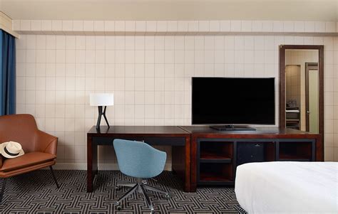 Kick Back and Relax in Style and Comfort: Hotel Lulu Anaheim