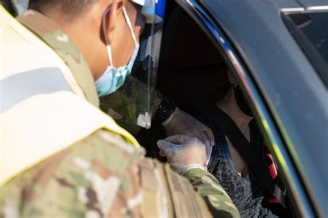 DVIDS - Images - Fort Carson Soldiers support COVID vaccination site in full swing at Cal State ...