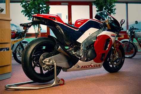 Honda RC213V-S Delivered to First Customer