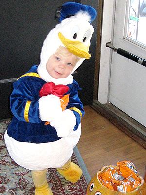 Donald Duck Costumes (for Men, Women, Kids) | PartiesCostume.com