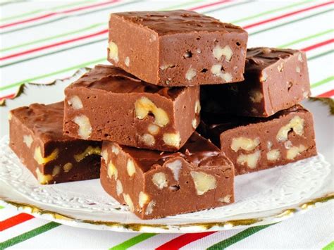 Classic marshmallow cream fudge recipe (1963) - Click Americana