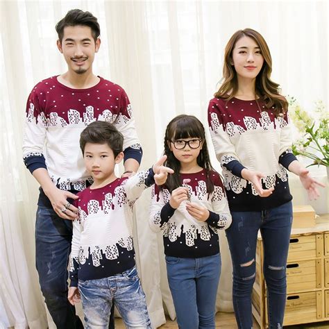 26 Matching Family Christmas Sweater Ideas | Christmas Celebrations ...