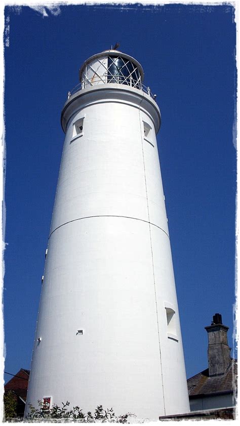 Handcrafted by Picto: Southwold Lighthouse