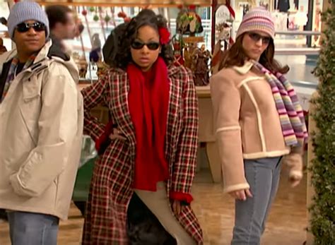 A Definitive Ranking Of Raven Baxter's Most Stylish Moments In "That's So Raven"