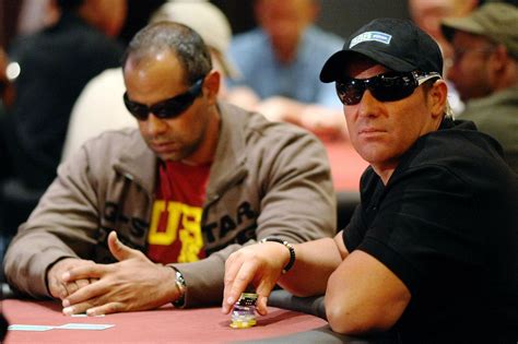 Shane Warne competes in the Aussie Millions Poker Championship | ESPNcricinfo.com