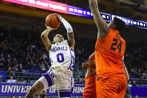 Washington Huskies Men's Basketball - UW Dawg Pound