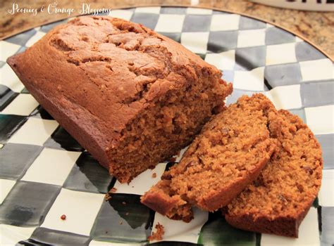 Pumpkin Spice Bread Recipe - Petite Haus