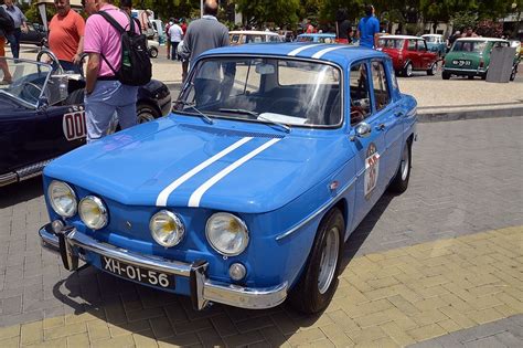 Renault 8 (1962)