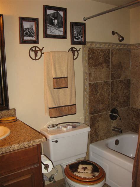 Western bathroom~ Western Bathrooms, Western Bathroom Decor, Bathroom ...