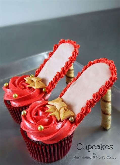 High Heel Cupcakes | Mari's Cakes (English)