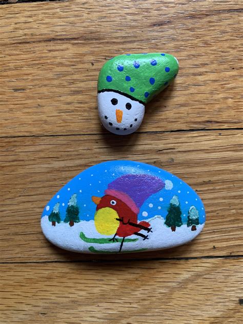 Just some winter rocks to leave around : r/rockpainting