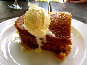 Malva Pudding (Traditional South African) | Kreatiewe Kos Idees