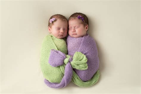 Fraternal Twin Newborn Girls - Piedmont Doulas