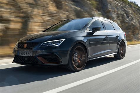 SEAT Leon Cupra review | Auto Express