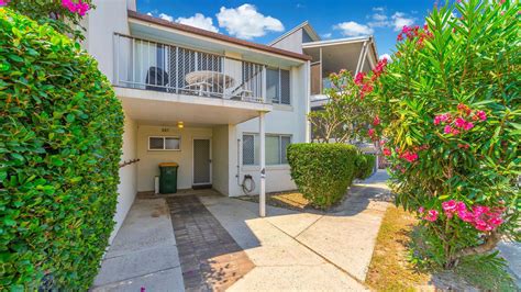 Yamba Holiday Accommodation - Elders - Book Direct & Save