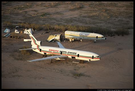 Photograph by Philip Greenspun: arizona-aircraft-boneyard-10