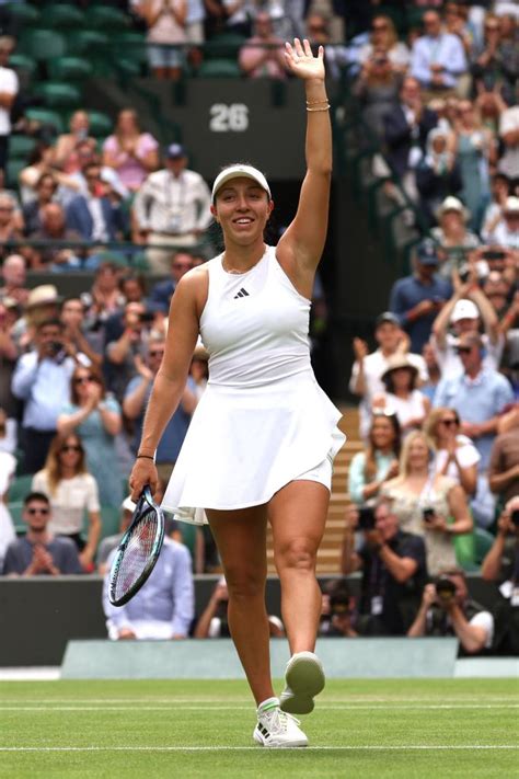 Jessica Pegula dominates to reach first Wimbledon quarterfinals