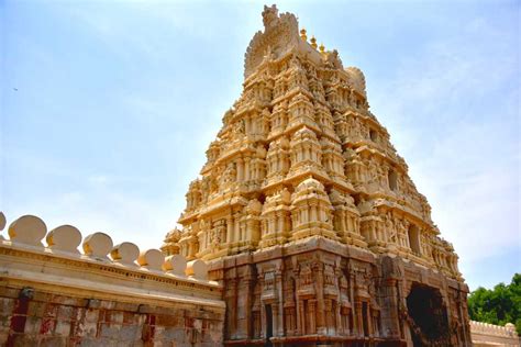 Sri Ranganathaswamy Temple, Srirangapatna| History, Timings, Photos