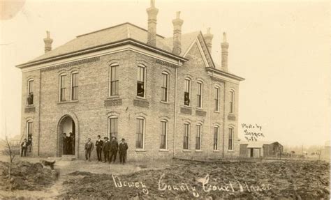 courthousehistory.com | a historical look at out nation's county courthouses through postcards