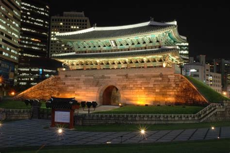 Namdaemun Ende Oktober wieder vollstaendig restauriert | The Korea Blog