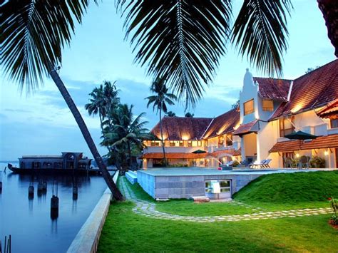 Best Honeymoon Resorts in Kerala | Luxury Resorts in Kerala