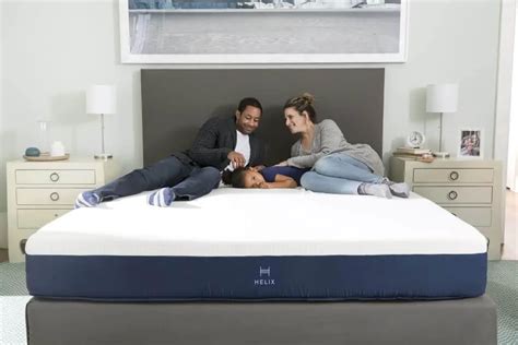 Best Innerspring Mattress (2023): Top 10 Picks With In-Depth Reviews