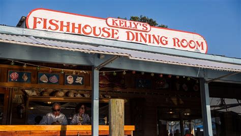 Kelly's Fish House stays open in Naples; redevelopment plan rethought