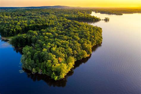 A riqueza natural da Amazônia como base do desenvolvimento regional sustentável