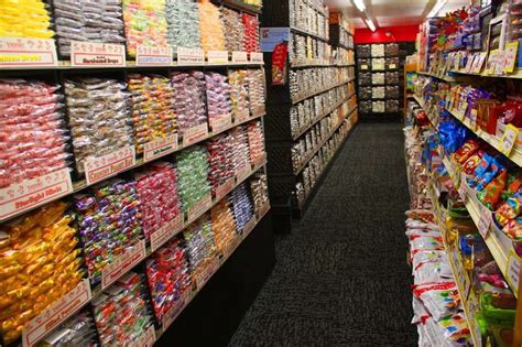 Candy Store Kittery Maine | Yummies Candy & Nuts