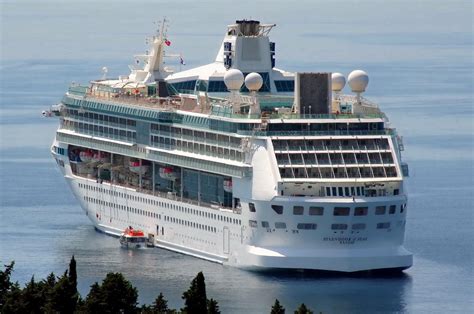 Ships in Split: Splendour of the Seas (cruise ship, 1996) IMO 9070632