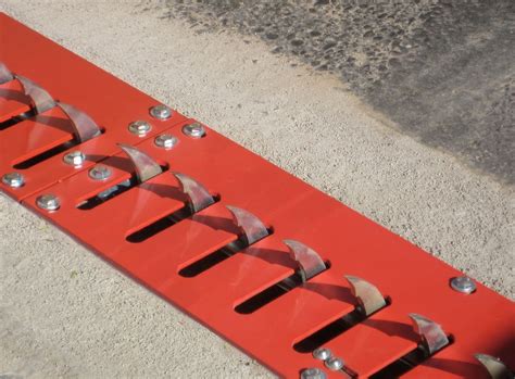 COBRA 6' (1829 mm) In-Ground Traffic Spike Section - Powder Coated Red ...