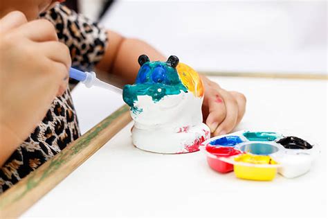 50+ Kid Painting On The Plaster Statue Stock Photos, Pictures & Royalty ...