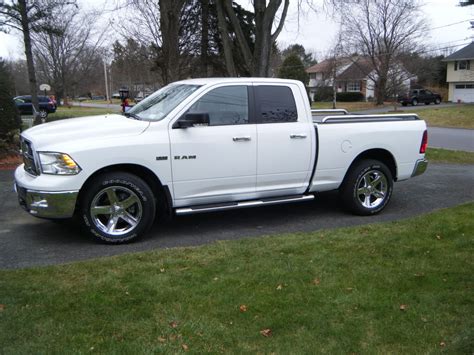 2010 White Dodge Ram 1500 Bighorn SLT, 4x4, HEMI - DodgeForum.com