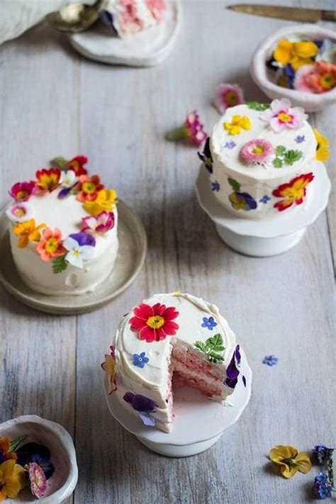 Cake Decorations Edible Flowers at Karen Smith blog