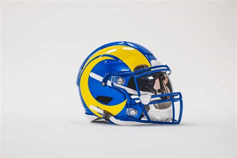 helmet – Los Angeles Rams New Look