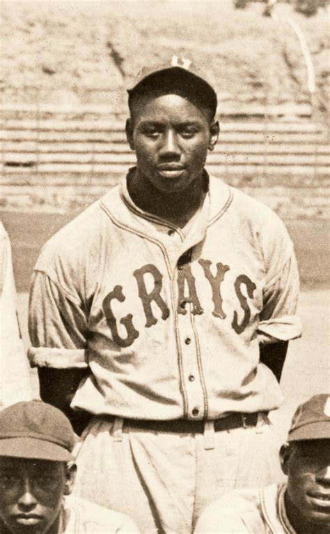 Hake's - 1937 HOMESTEAD GRAYS TEAM OVERSIZE PHOTO WITH HOF'ERS JOSH GIBSON, BUCK LEONARD AND ...