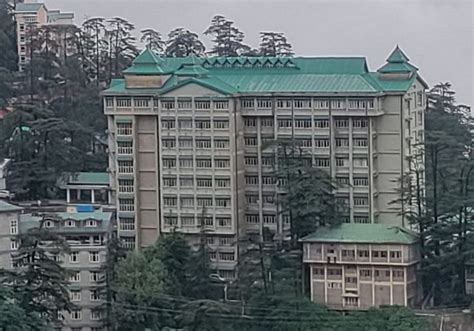 High Court Orders Demolition of Illegal Construction in Shimla