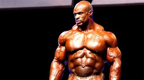 “Your Abs Ain’t Moving, Are Those Real?”: Bodybuilding King Ronnie Coleman Questioned Internet ...