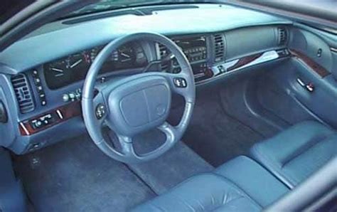 2000 Buick Park Avenue Pictures - 87 Photos | Edmunds