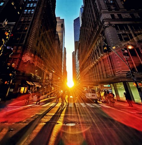 Manhattanhenge-Sunrise. Shot with the p30 pro superwide and edited in ...